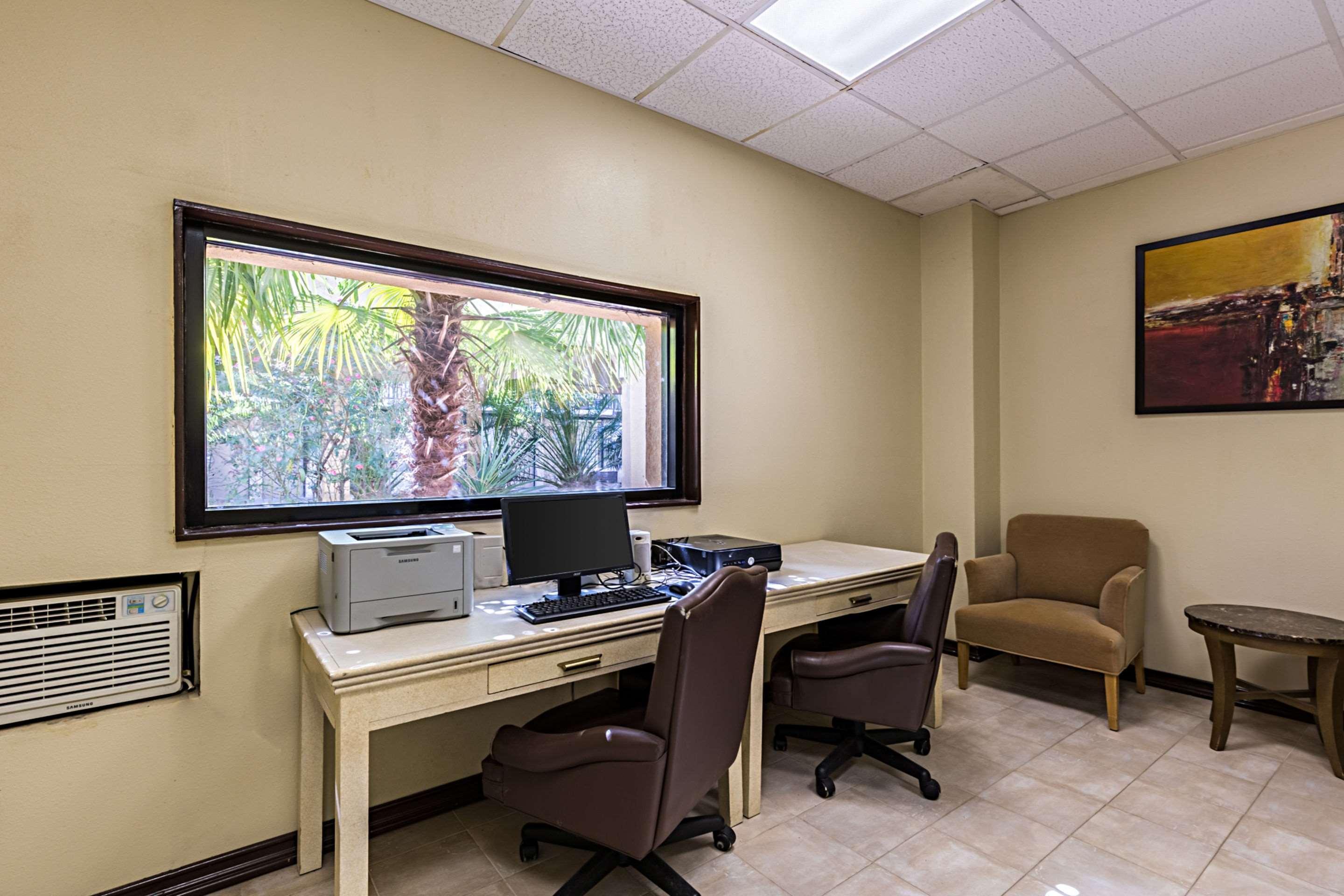 Econo Lodge Baytown Exterior photo